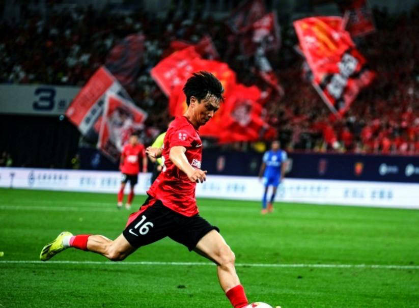 新人崛起成为焦点，挑战老将地位